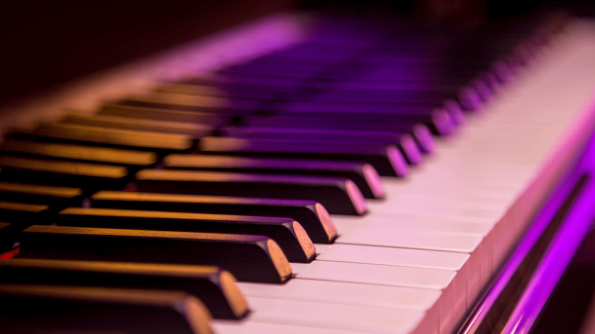 piano -min.png